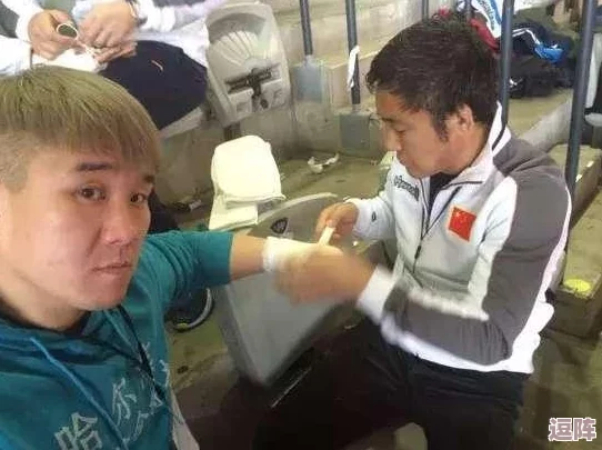 教练 你好大 轻点 日本：在这句幽默的表达中，似乎传达了对教练强度的调侃与期待，同时也反映出文化间的趣味交流