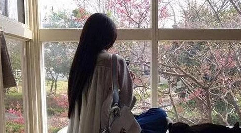 真人实拍女处破bxbx，展现真实生活中的女性故事与情感深度，引发观众对社会话题的思考与讨论