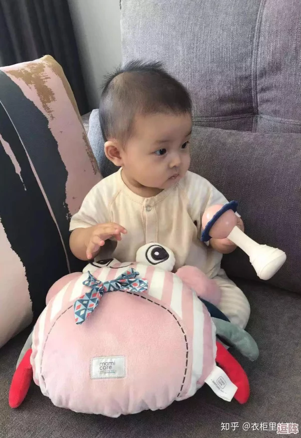 八寸长的大宝贝：探讨生活中小事物所蕴含的深刻见解