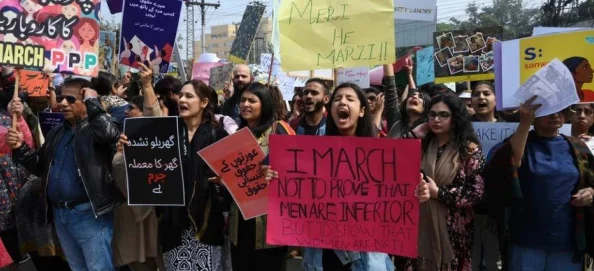 性别 自由 凸轮 管阿拉伯:打破传统束缚,阿拉伯女性为权利而战,震撼全球引发广泛关注! 性别 自由 凸轮 管阿拉伯:打破传统束缚,阿拉伯女性为权利而战,震撼全球引发广泛关注!